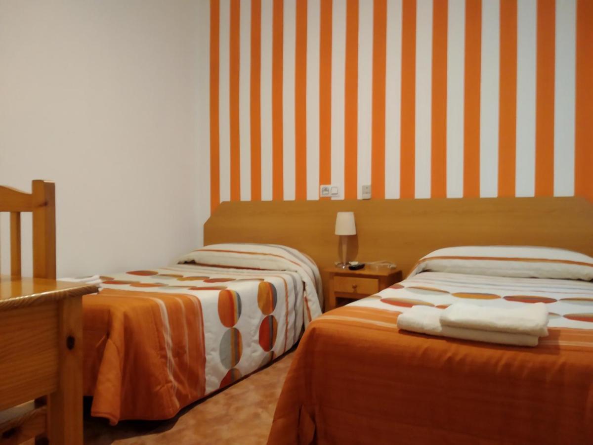 Pension Dominguez Мадрид Екстер'єр фото