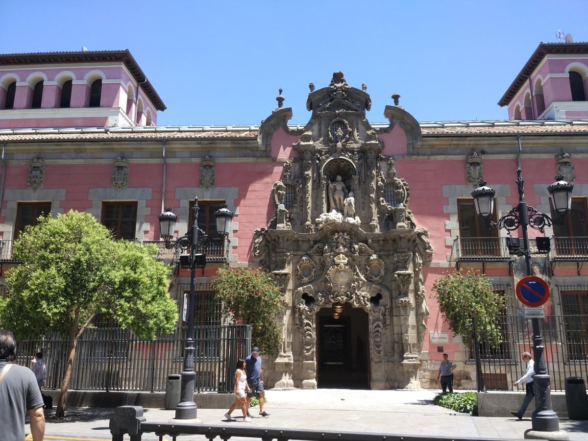 Pension Dominguez Мадрид Екстер'єр фото