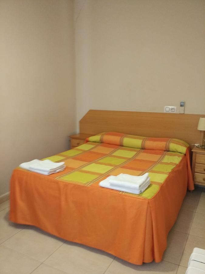Pension Dominguez Мадрид Екстер'єр фото